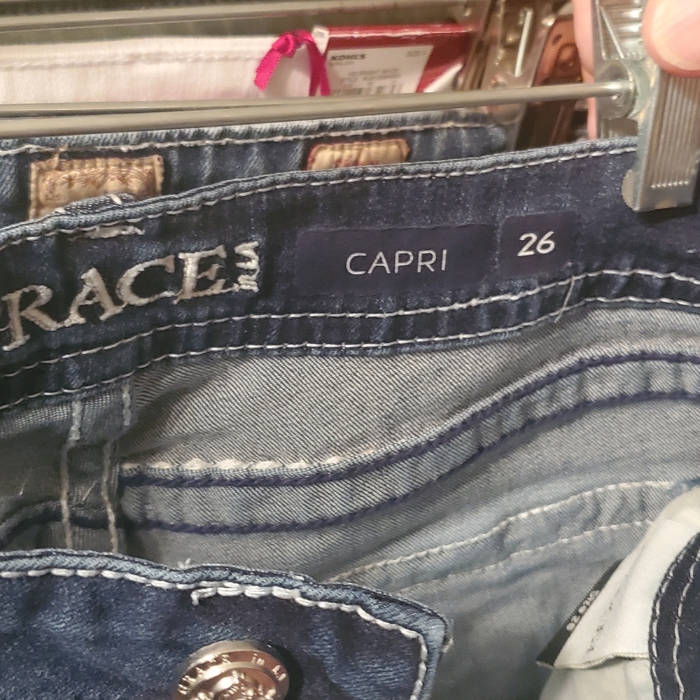 Capris - Picture 2 of 3